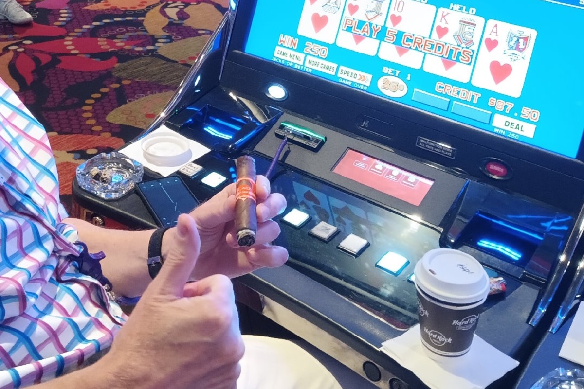 Anti-Smoking Group Says Atlantic City Casinos Would Thrive Under Ban